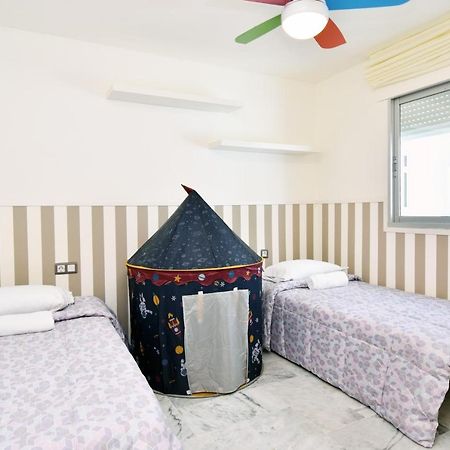 Апартаменты Apartamento De La Croix Фуэнхирола Экстерьер фото