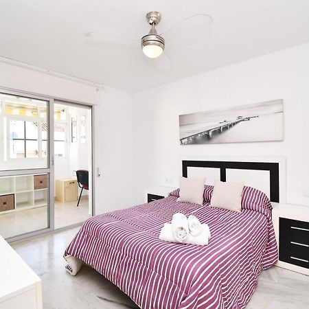 Апартаменты Apartamento De La Croix Фуэнхирола Экстерьер фото